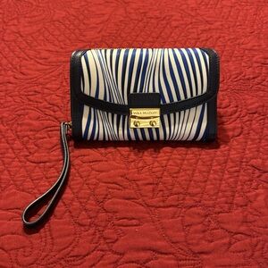 Vera Bradley Wavy Wristlet